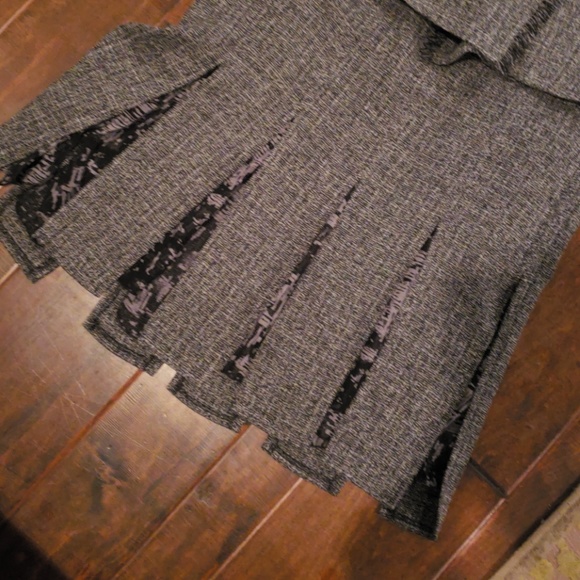 David Meister blazer and skirt set - Picture 2 of 4